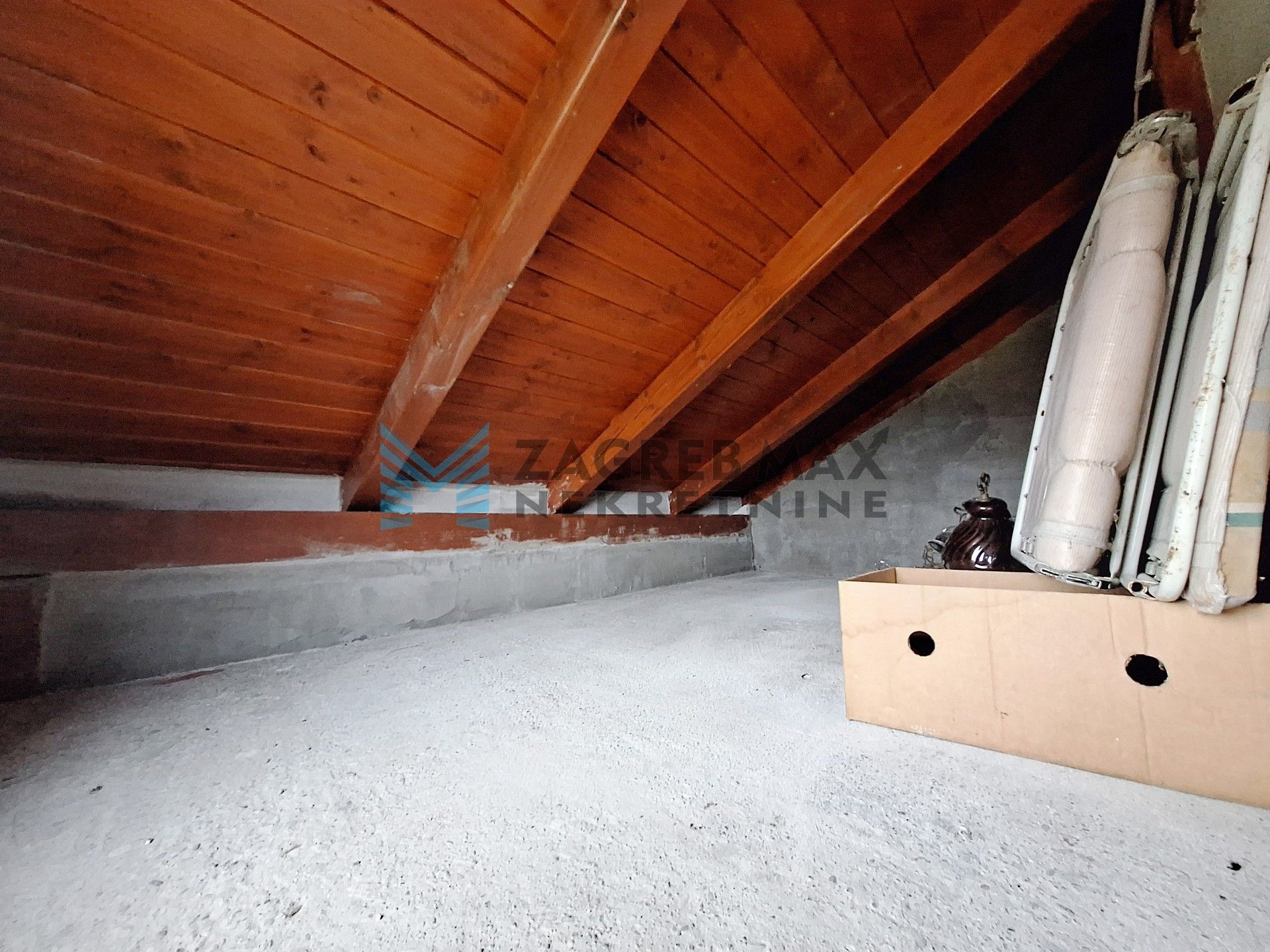 Zagreb - GORNJA BISTRA - Bolnička - kuća za odmor, 46 m2, predivan pogled