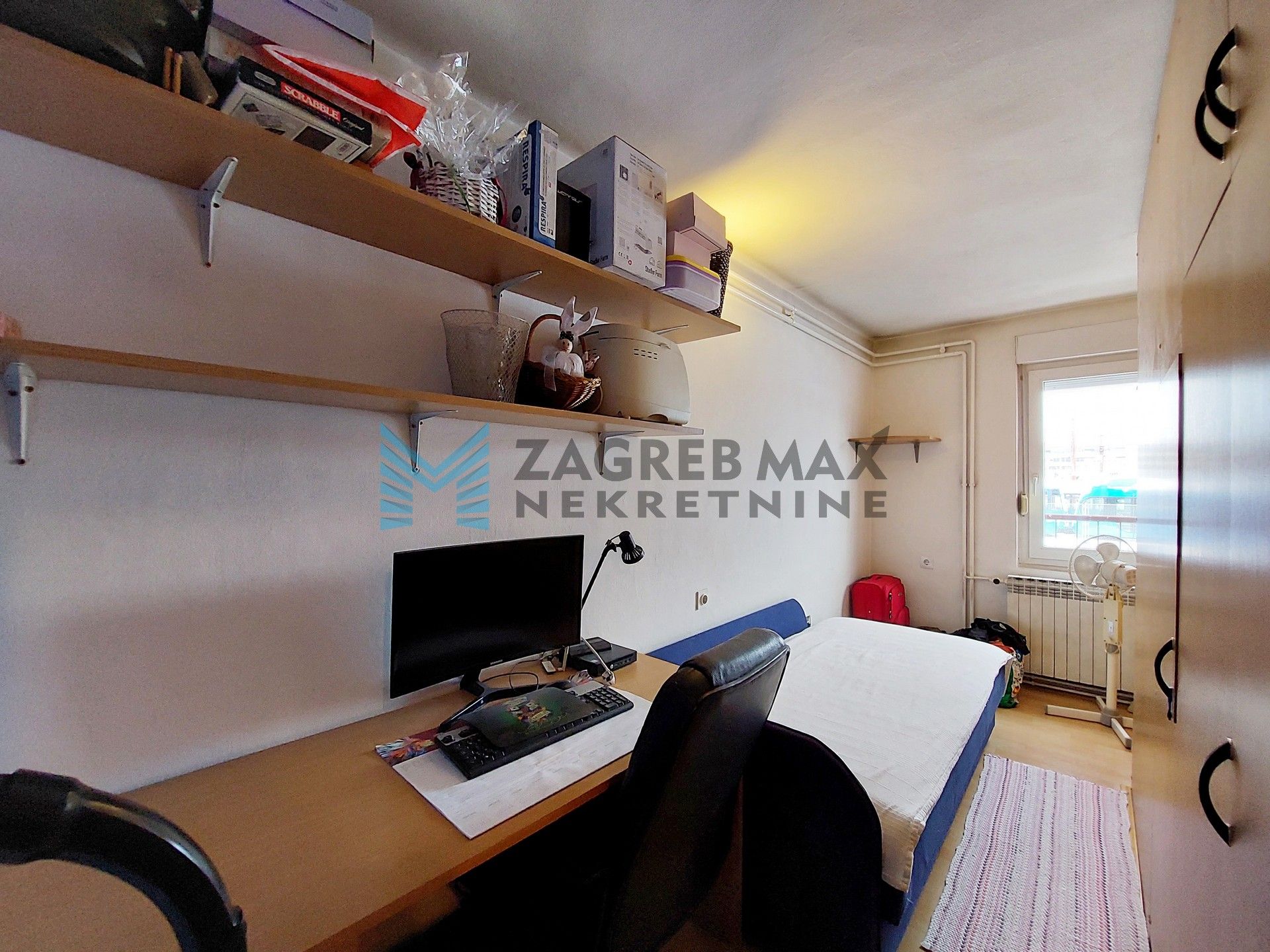 Zagreb - TREŠNJEVKA - F. šetalište - 4-sobni, balkon, spremište, dvorište