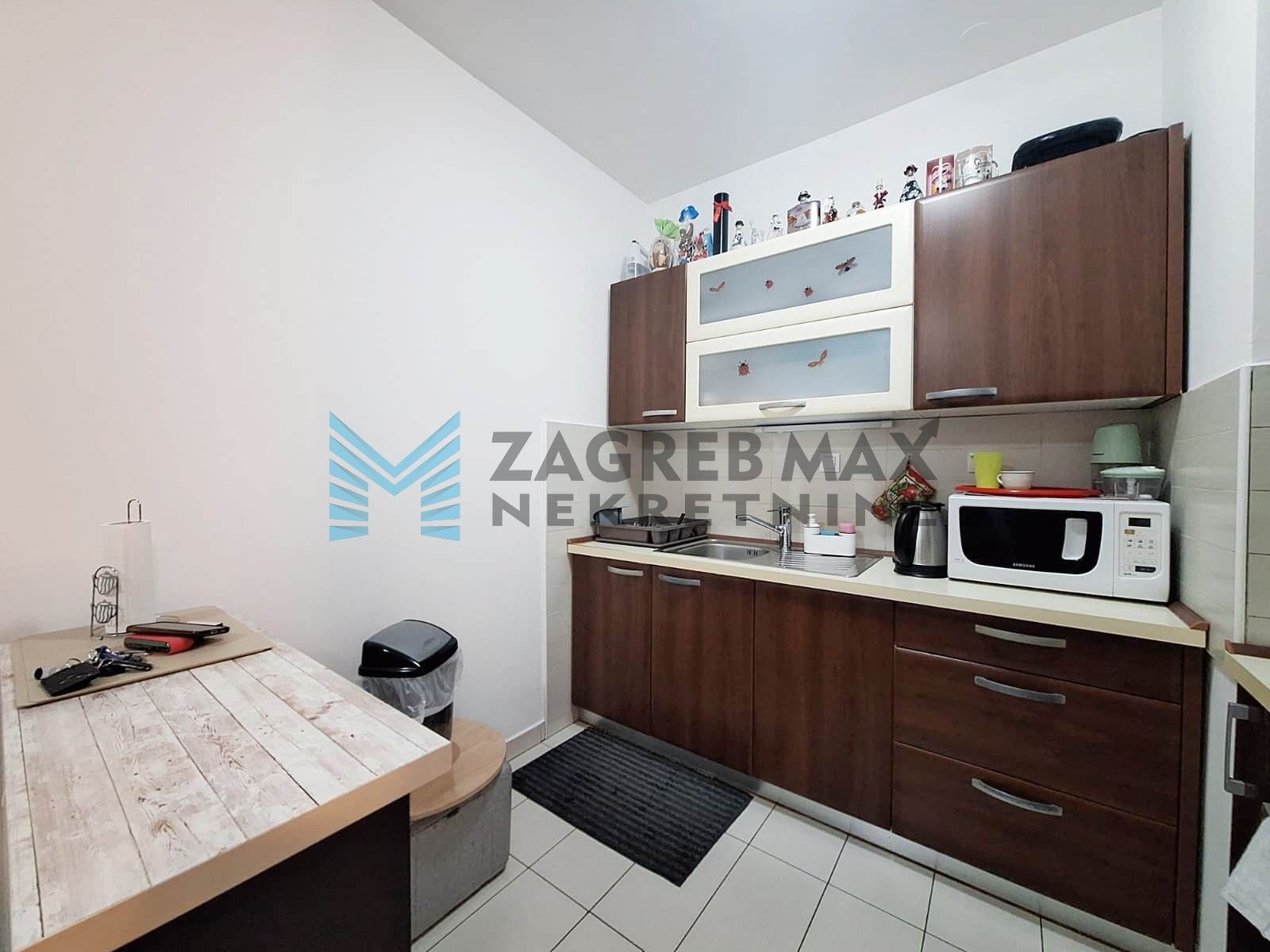 Zagreb - ŠPANSKO - Nova Galerija, 3-sobni, 67m2, loggia, GPM