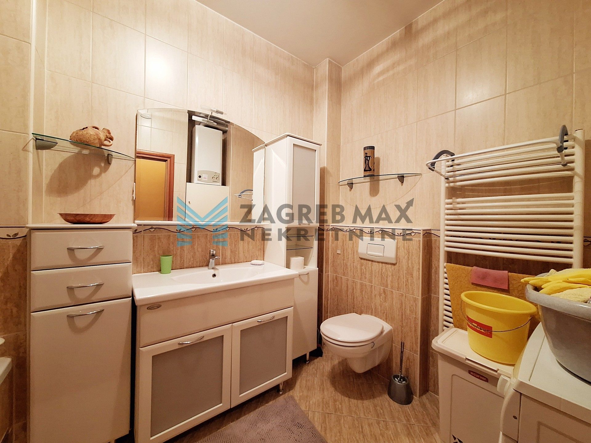 Zagreb - ZAPREŠIĆ - Baltazara Adama Krčelića - 1-sobni, 51 m2, 1.kat, klima