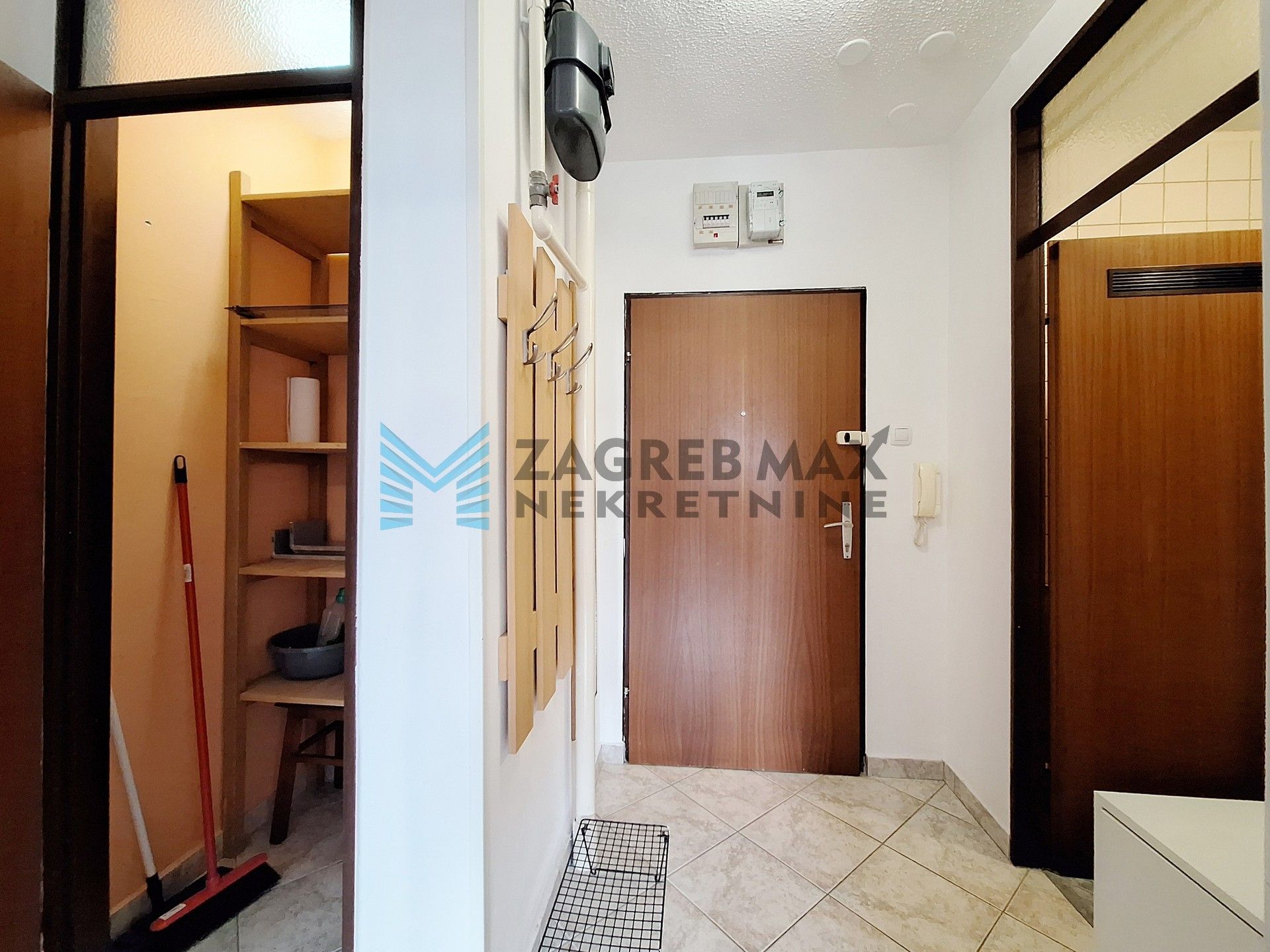 Zagreb - RETKOVEC - Av. Dubrava - 1. kat, lift, klima, useljiv odmah