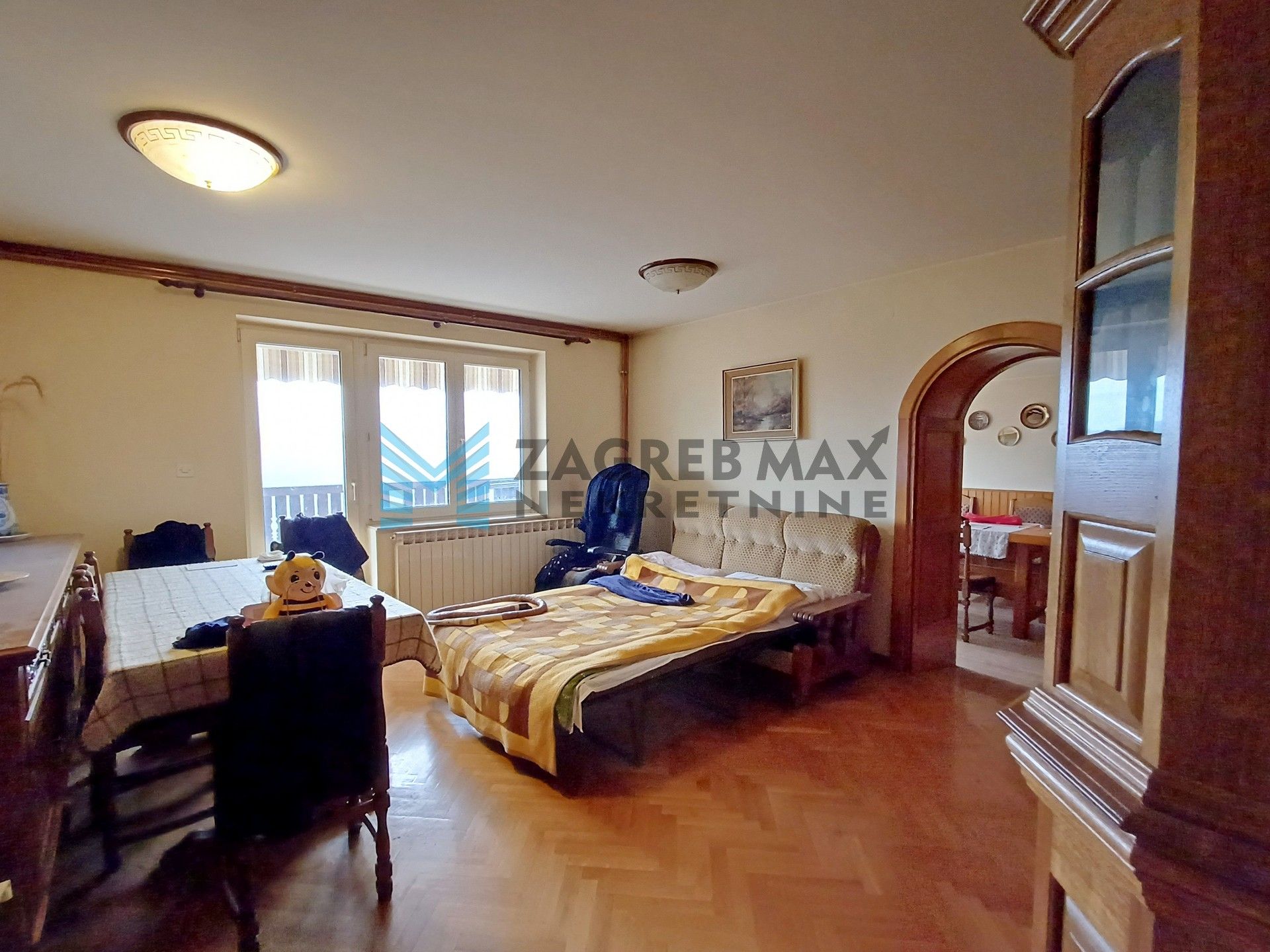 Zagreb - NOVOSELEC - Veliki Vrh - 2 kuće, garaža, dvorište, terasa, pogled