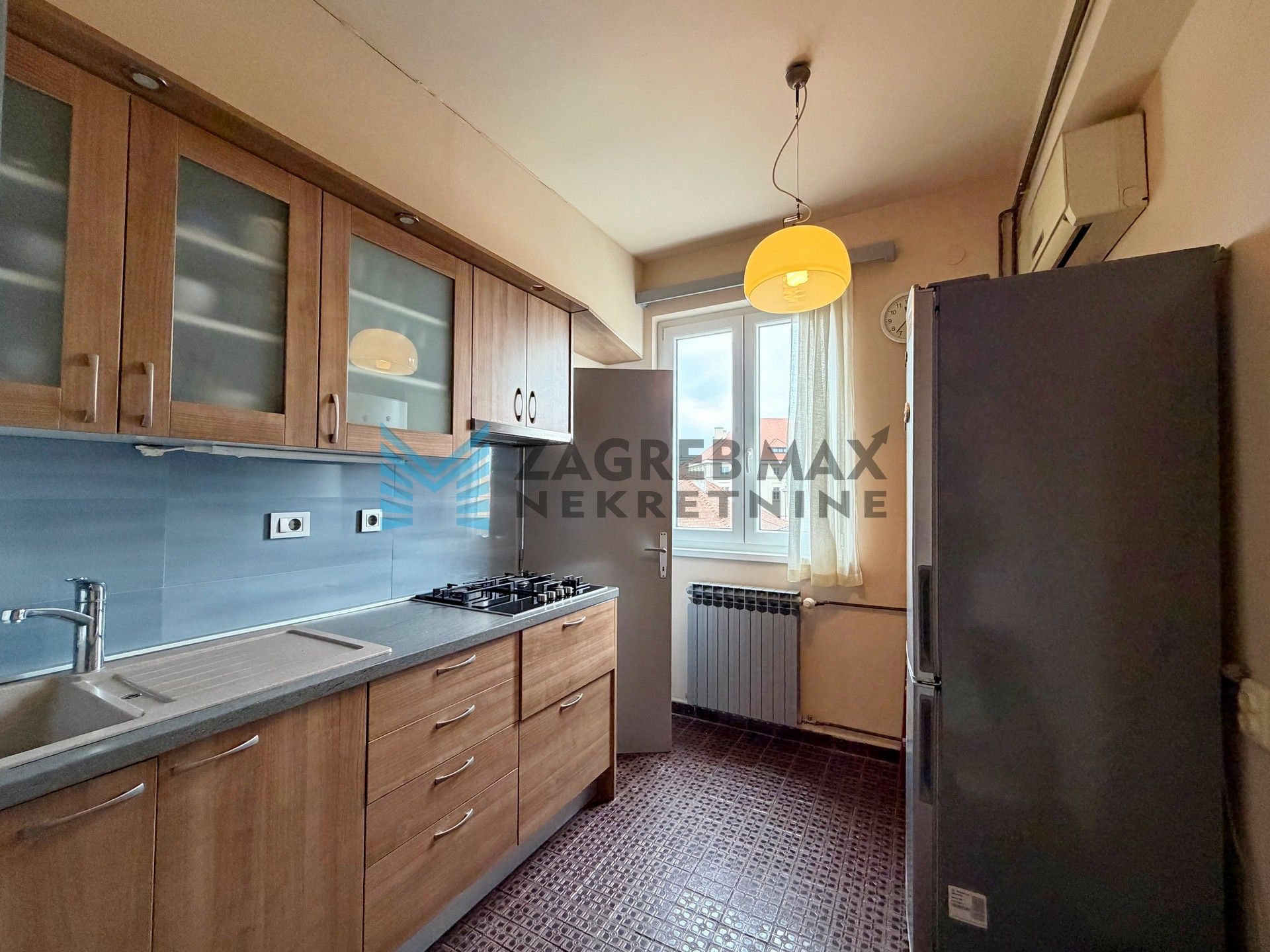 Zagreb - ŠALATA - Gajdekova - 3-sobni, svijetao, balkon, spremište, prostran