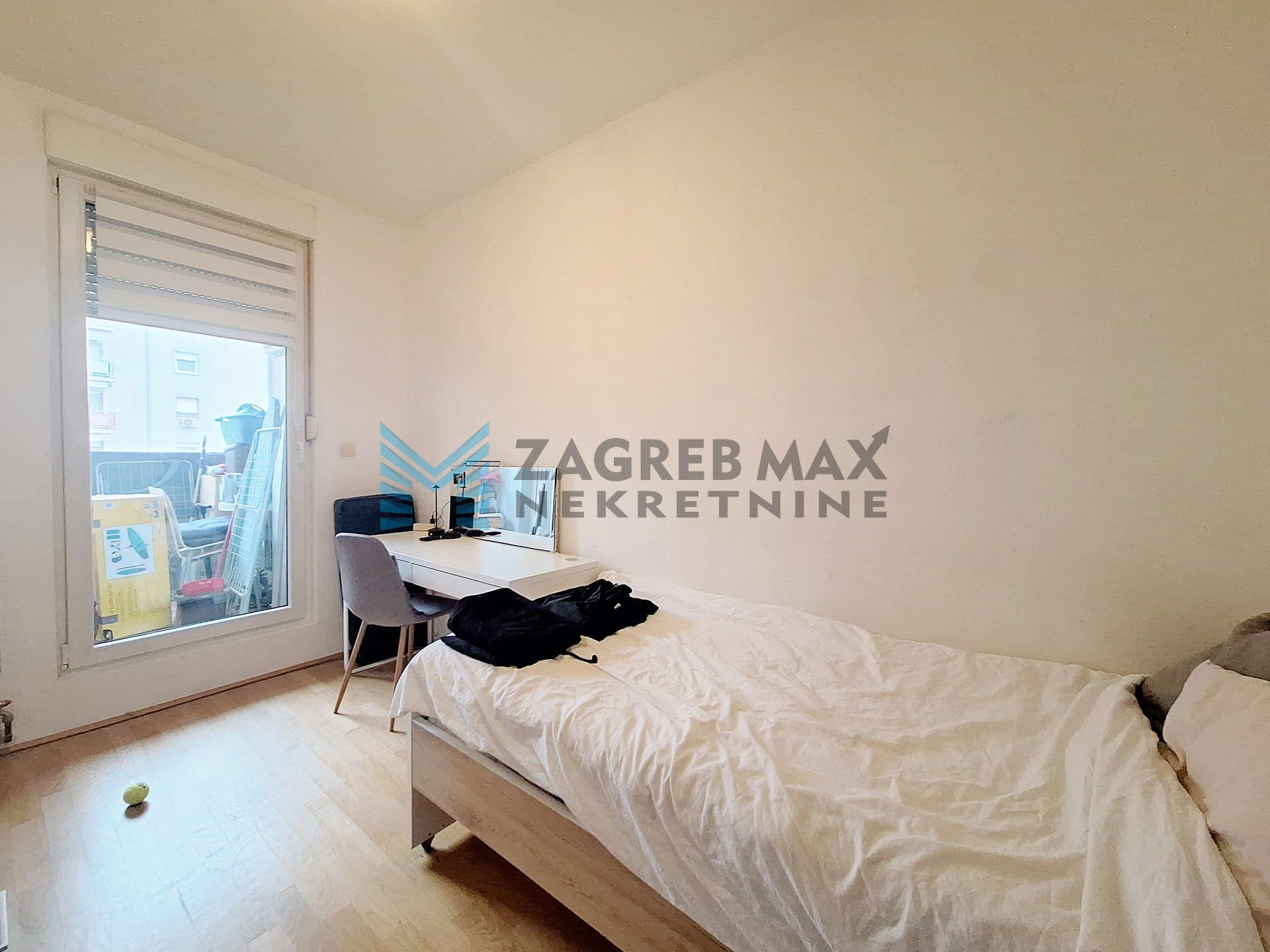 Zagreb - ŠPANSKO ORANICE - M.Milića - useljiv odmah, 3-sobni, lift, prostran