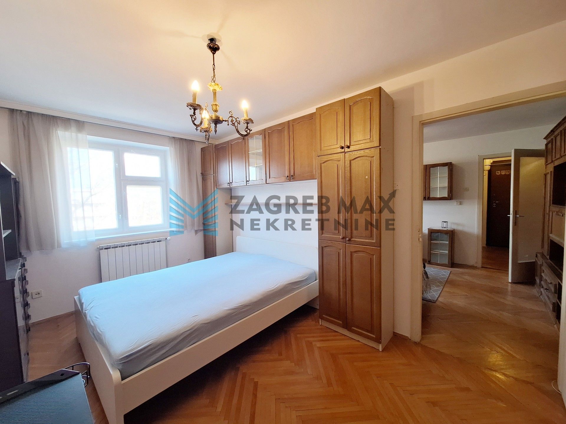 Zagreb - SAVSKI GAJ - Nehruov trg - 38 m2, 2-soban, klima (iznajmljivanje)