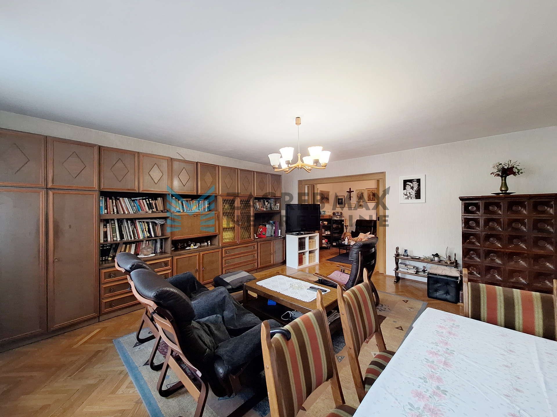 Zagreb - GRAČANI – kuća s 4 stana i pogledom na Sljeme