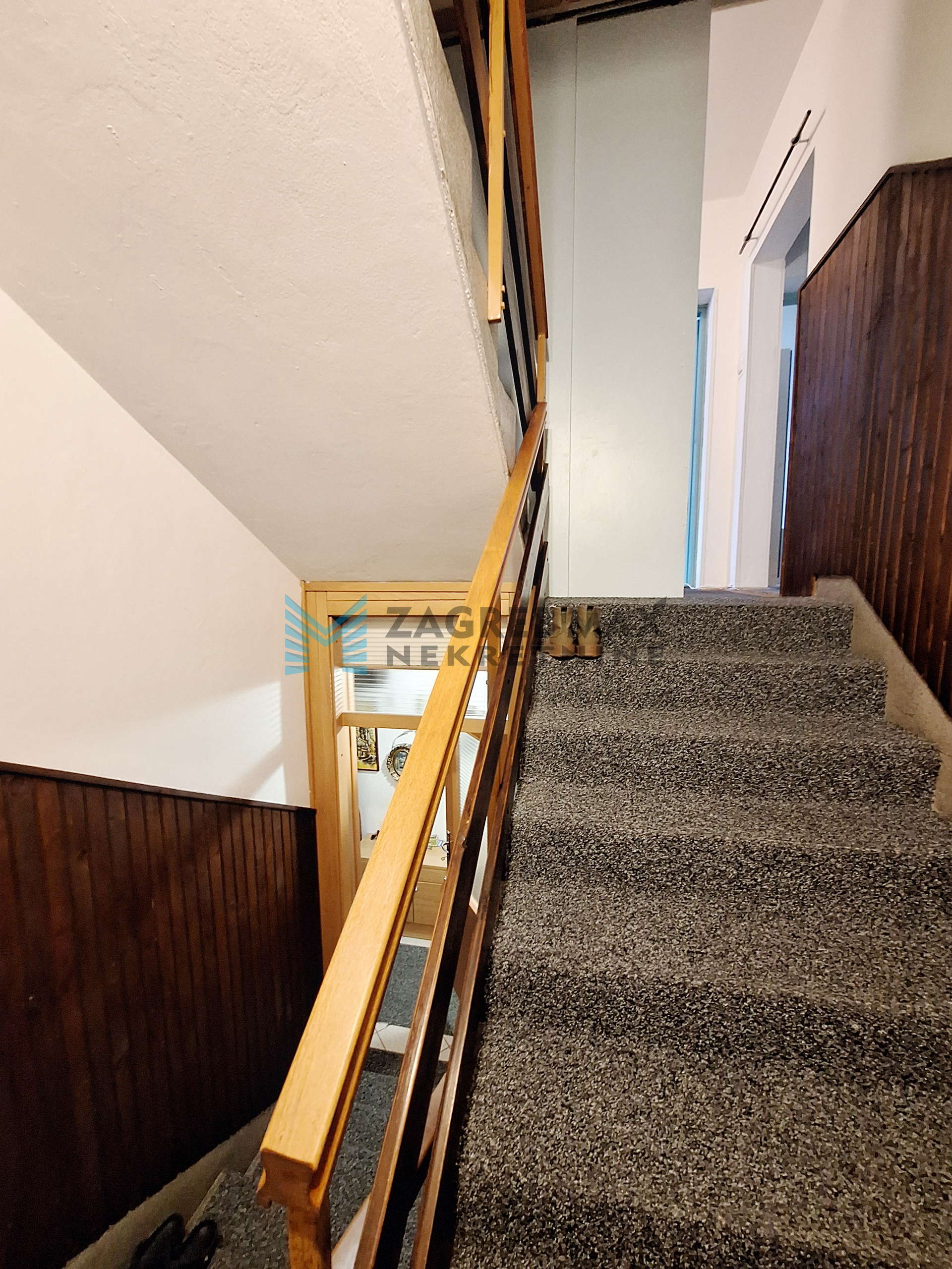 Zagreb - GRAČANI – kuća s 4 stana i pogledom na Sljeme