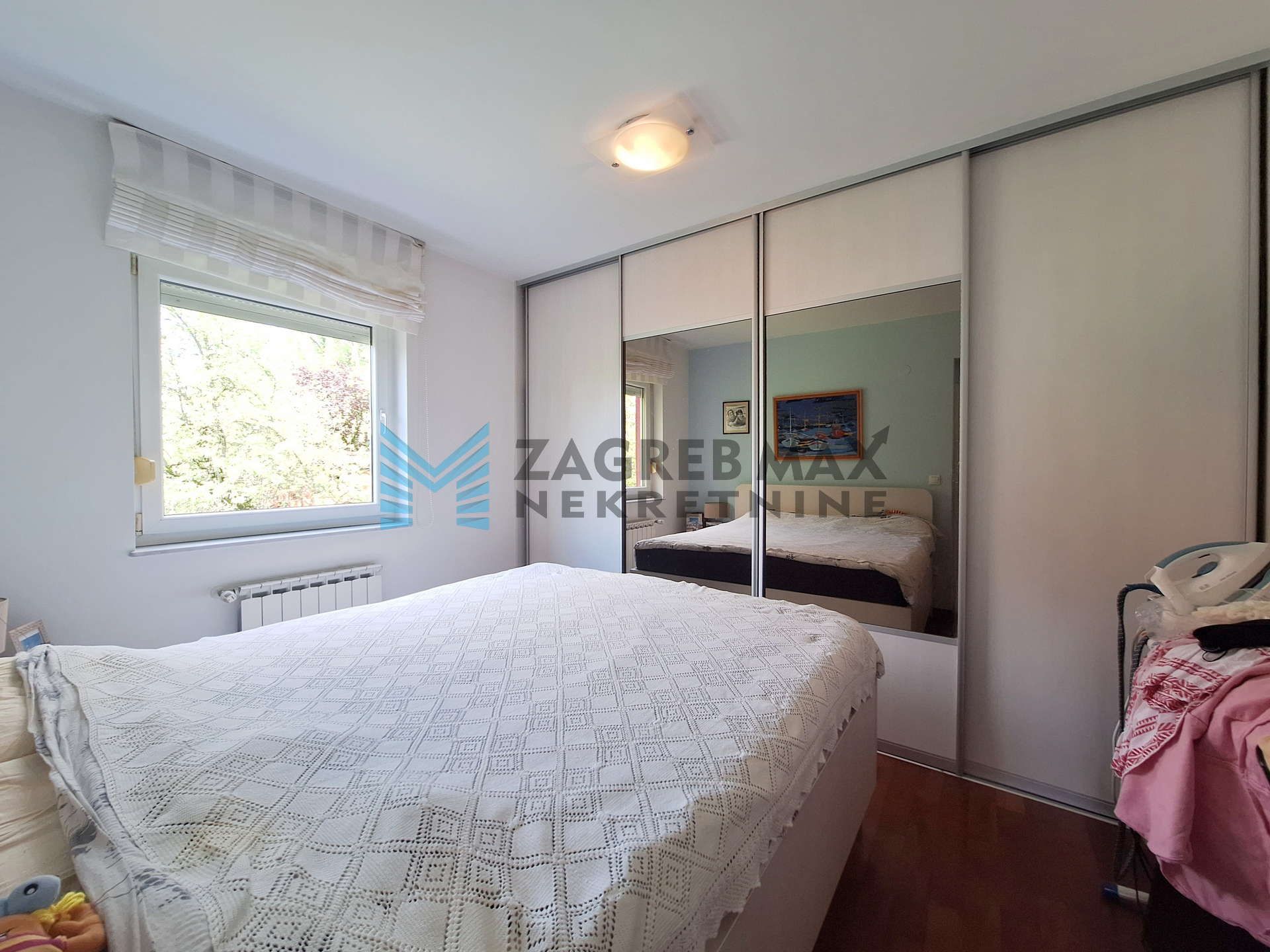 Zagreb - PERJAVICA - Gospodska - svijetao, prostrani 4-sobni s terasom, VPM