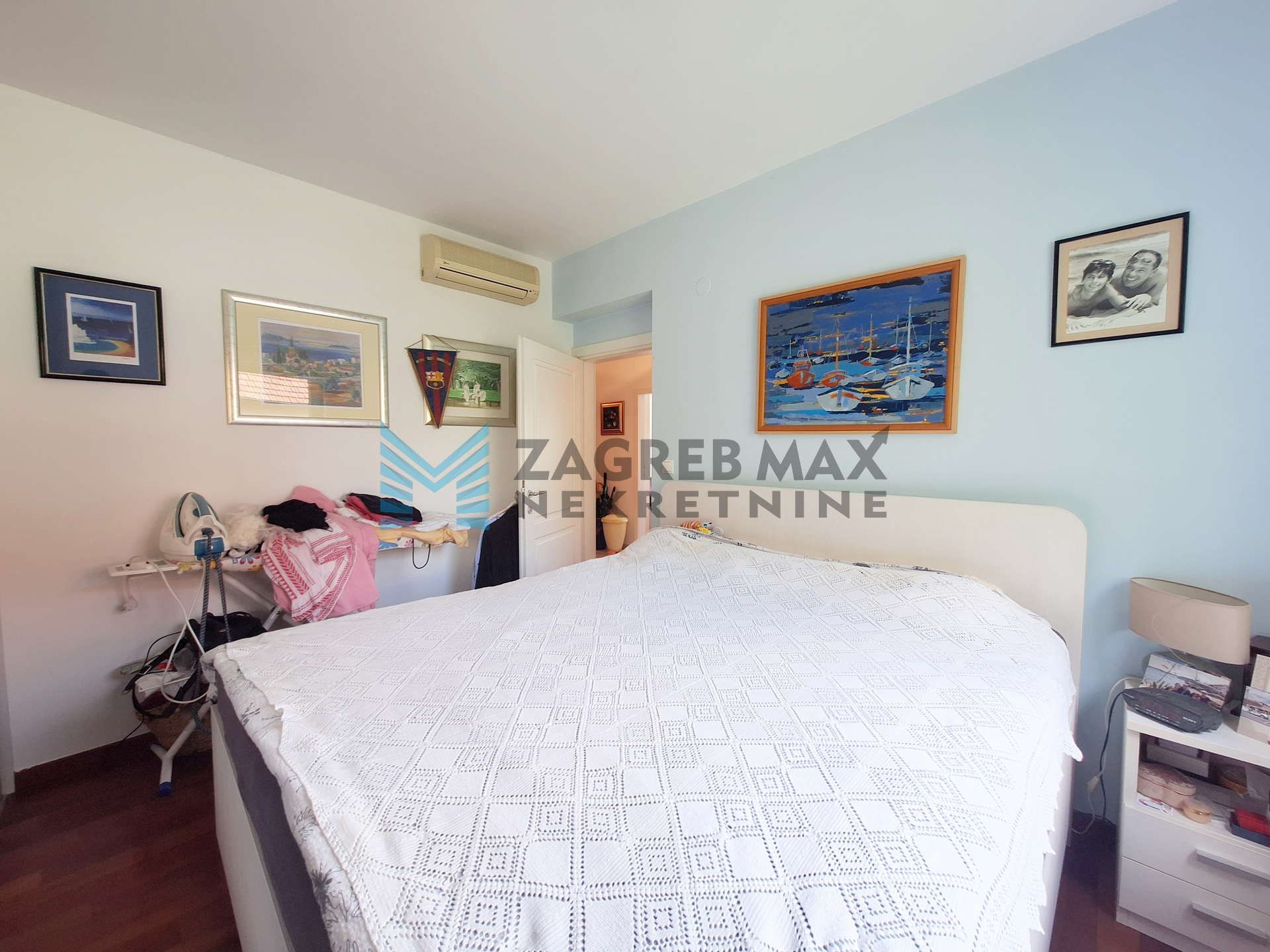 Zagreb - PERJAVICA - Gospodska - svijetao, prostrani 4-sobni s terasom, VPM