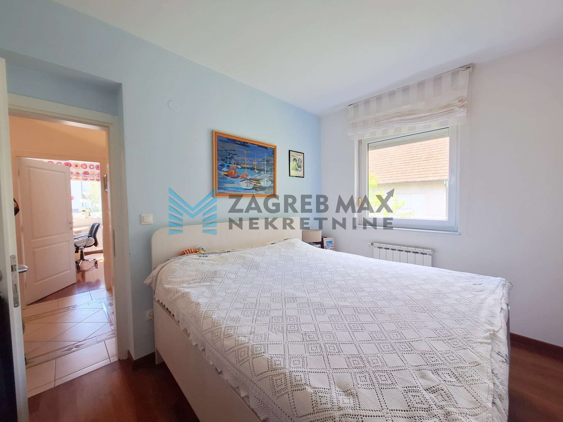 Zagreb - PERJAVICA - Gospodska - svijetao, prostrani 4-sobni s terasom, VPM