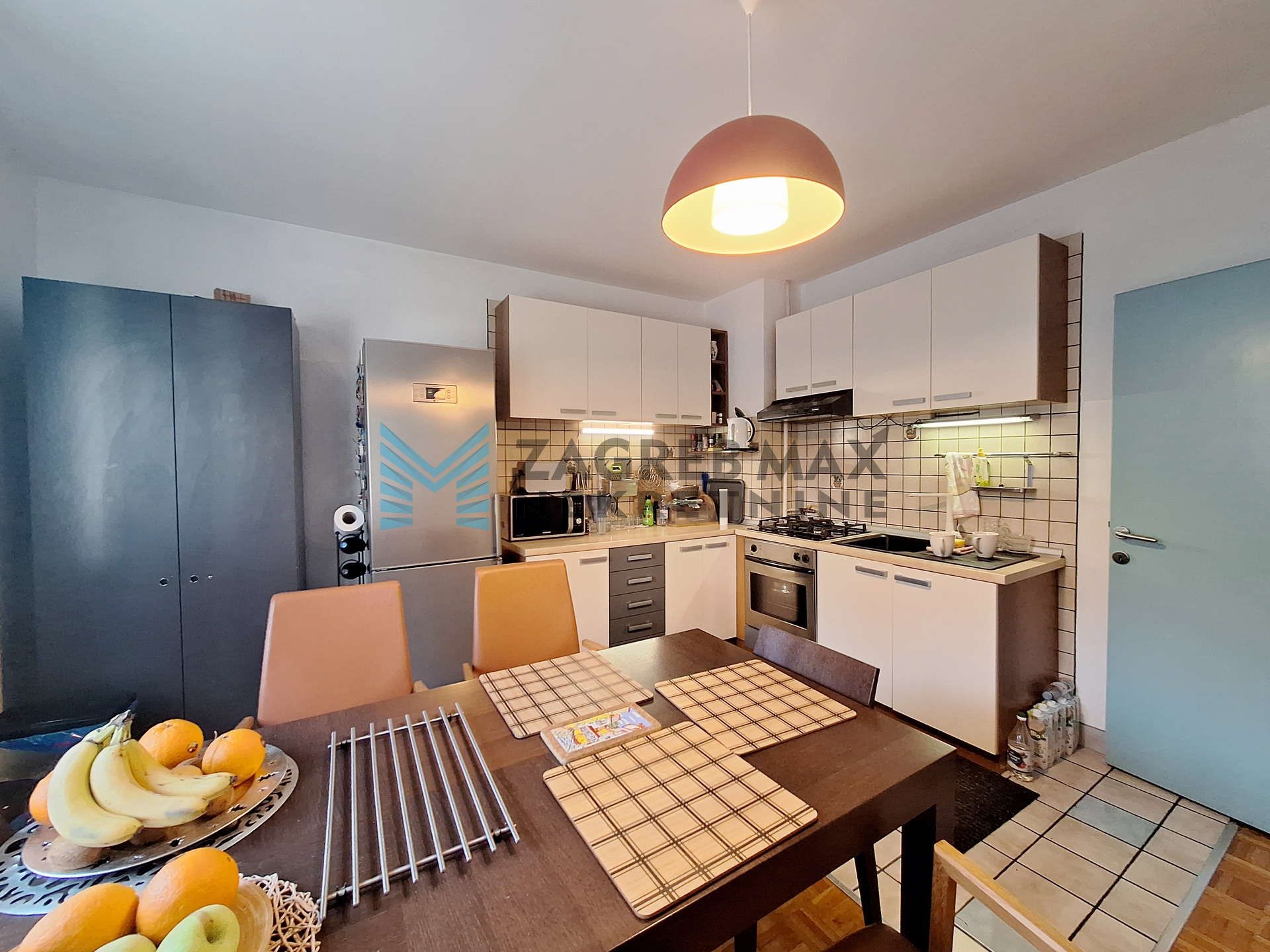 Zagreb - GRAČANI – kuća s 4 stana i pogledom na Sljeme