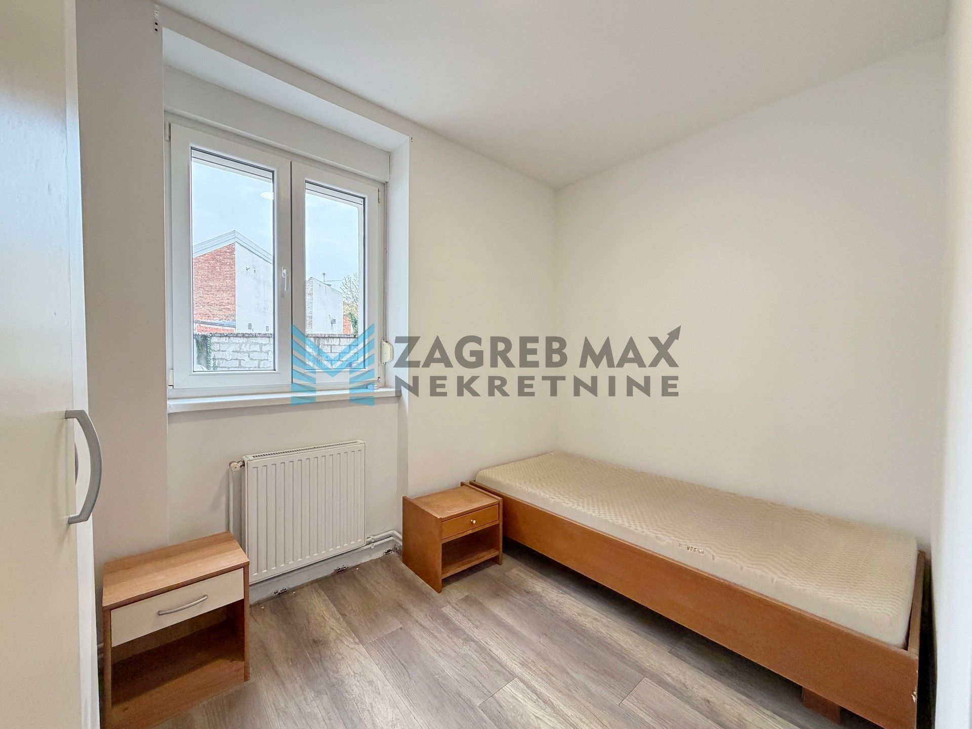 Zagreb - MAKSIMIR - Petrova - 4-sobni, svijetao, parking