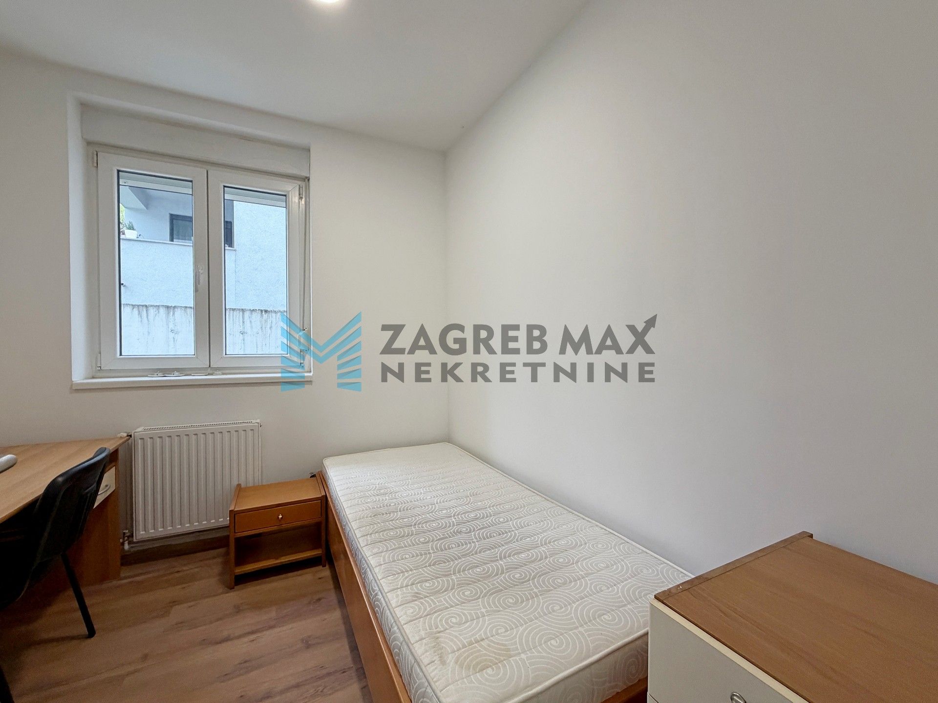 Zagreb - MAKSIMIR - Petrova - 4-sobni, svijetao, parking