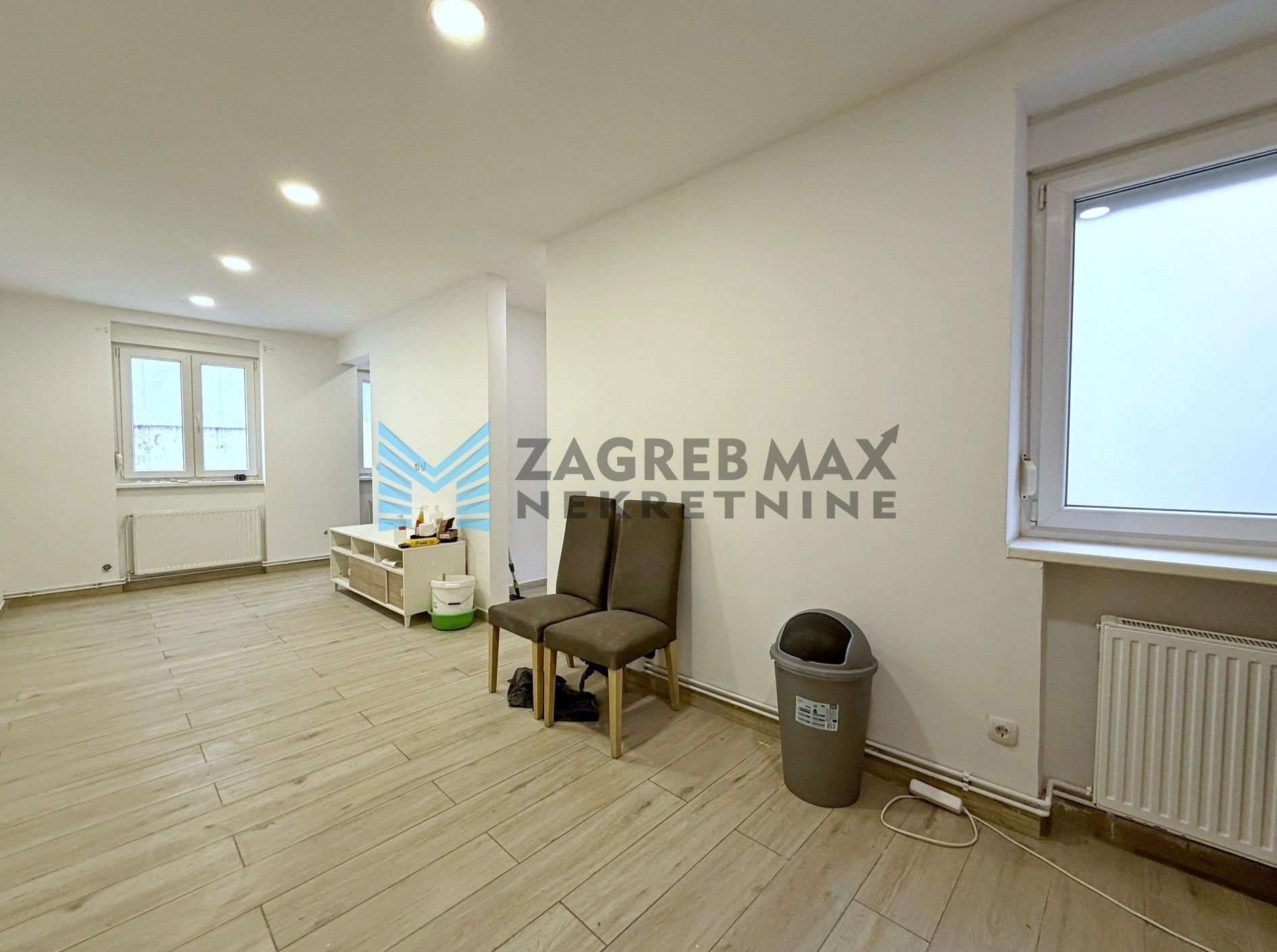 Zagreb - MAKSIMIR - Petrova - 4-sobni, svijetao, parking