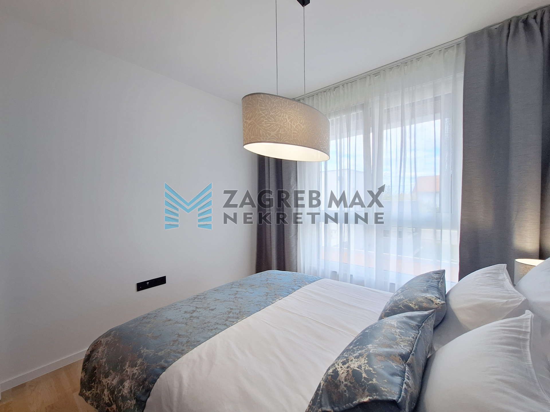 Zagreb - EKSKLUZIVAN POSLOVNI NAJAM - 74 m² - 2 parkinga - Arena zona - S1 (iznajmljivanje)