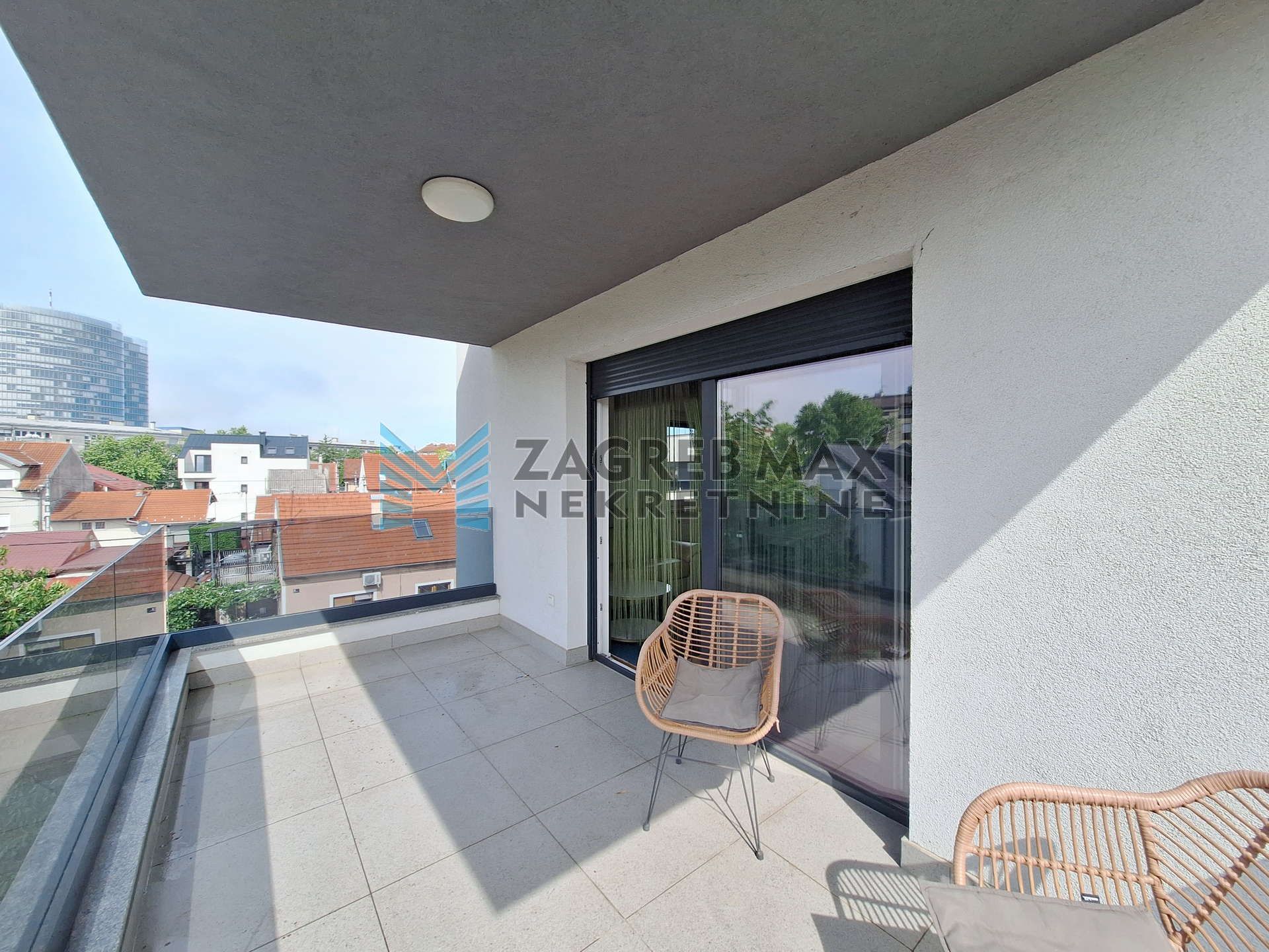 Zagreb - RUDEŠ - Jablanska - 4-soban, opremljen, lift, GPM, prvi najam