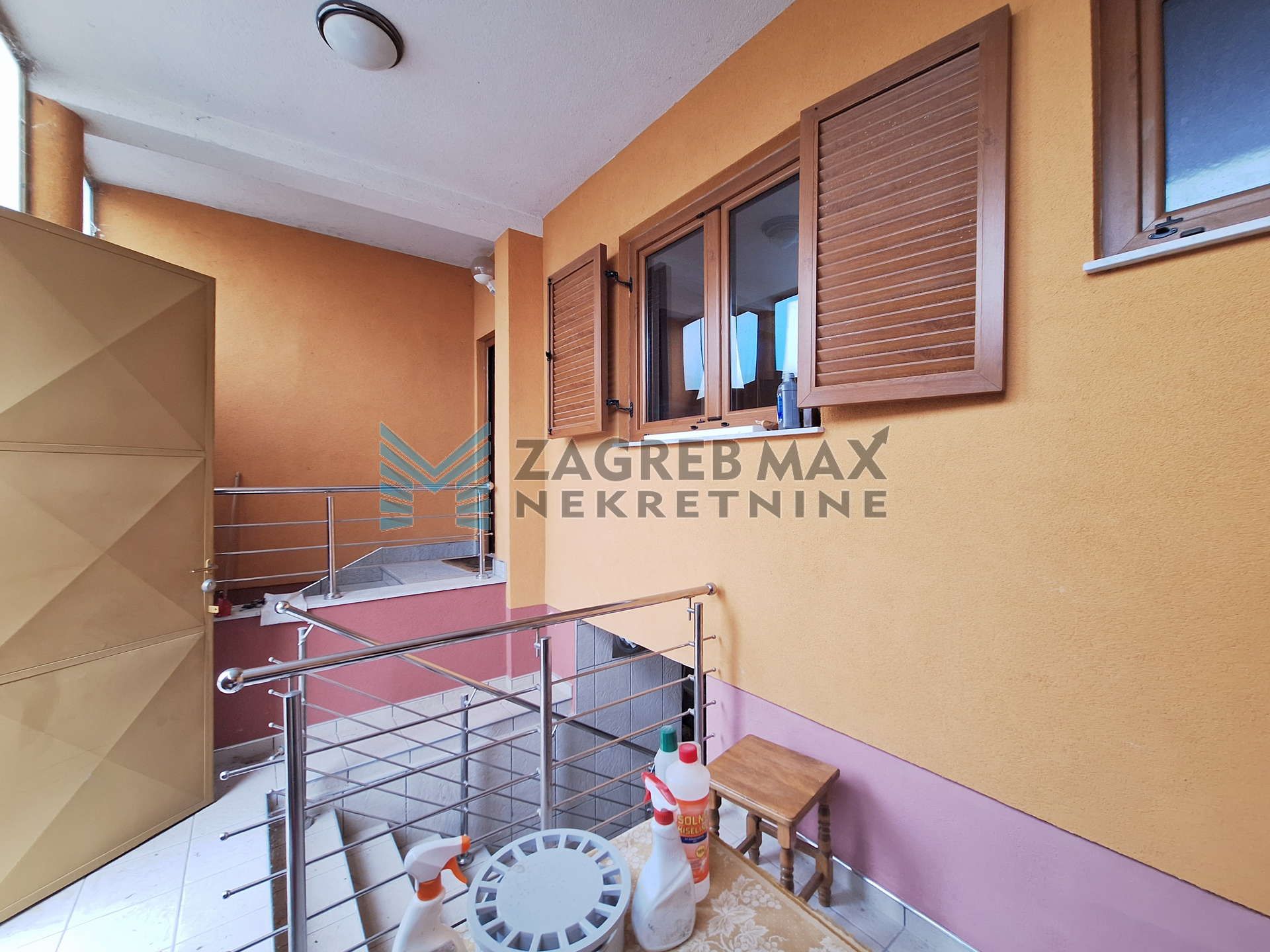 Zagreb - SAVSKA OPATOVINA - adaptirana kuća 333 m² na parceli 2.513 m²