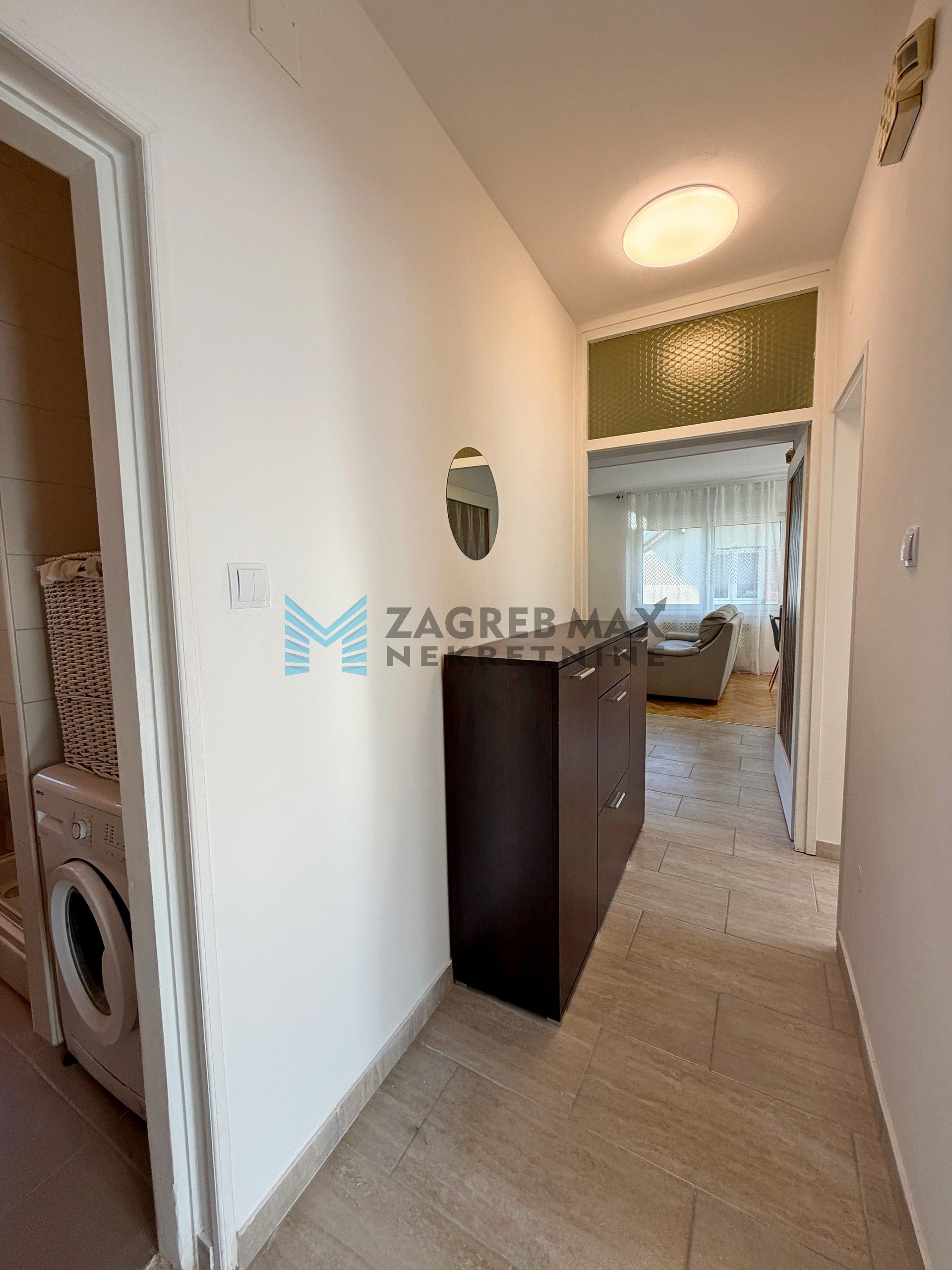 Zagreb - REMETE - Mirni dol - 3-sobni, terasa, balkon, svijetao, mirno, parking