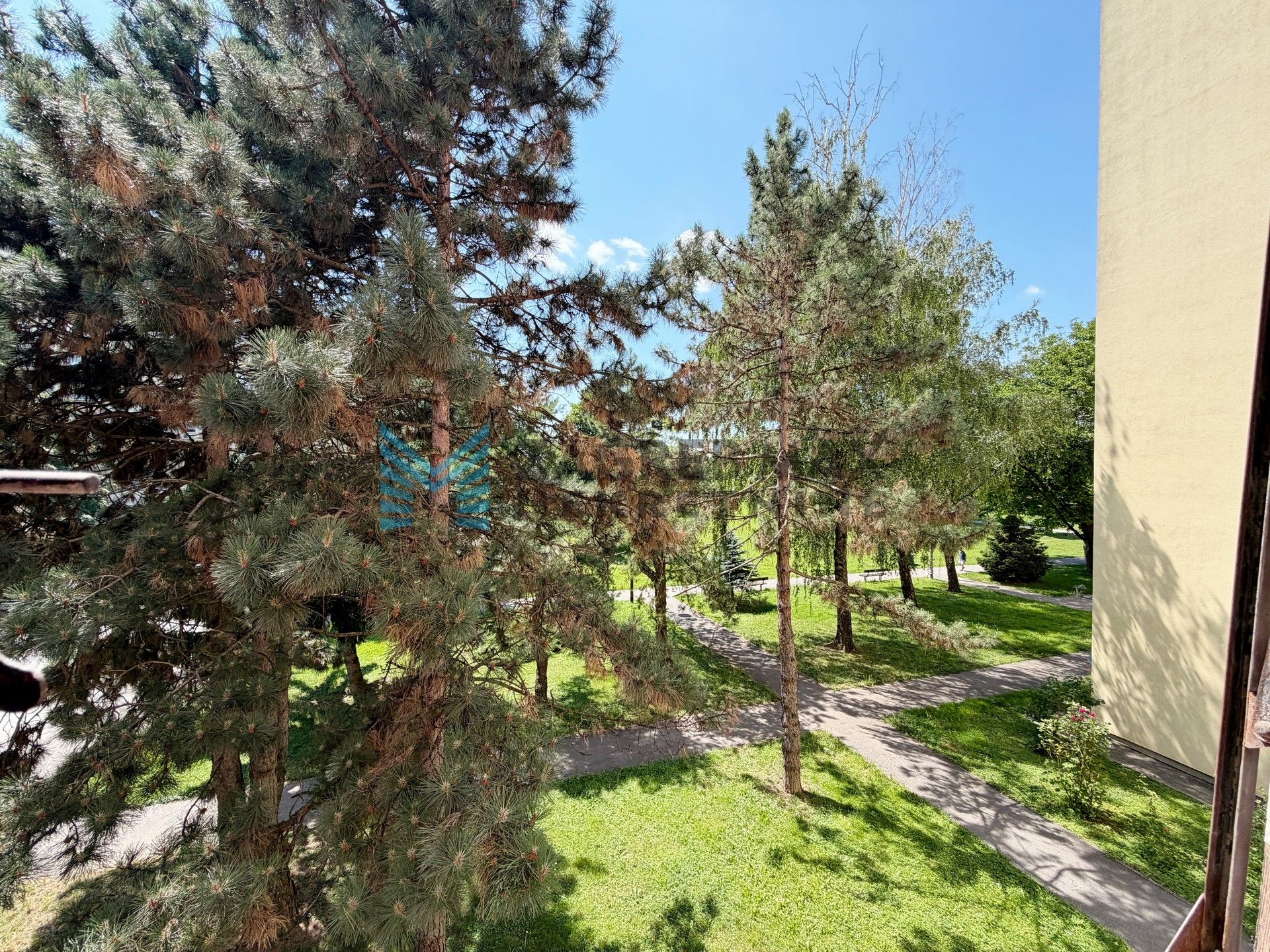 Zagreb - PREČKO - I.Tijardovića - 2-sobni, lođa, mirno