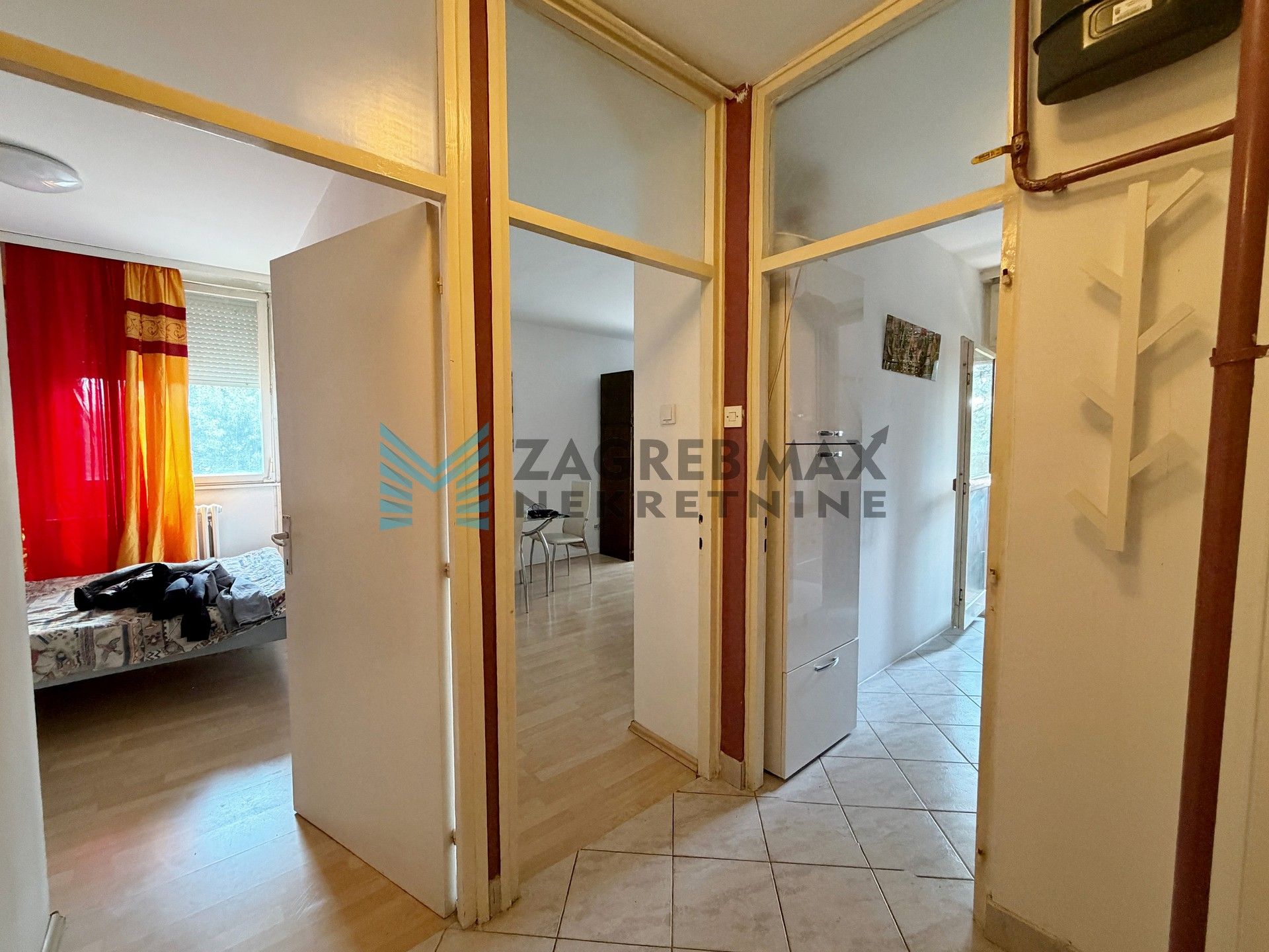 Zagreb - PREČKO - I.Tijardovića - 2-sobni, lođa, mirno