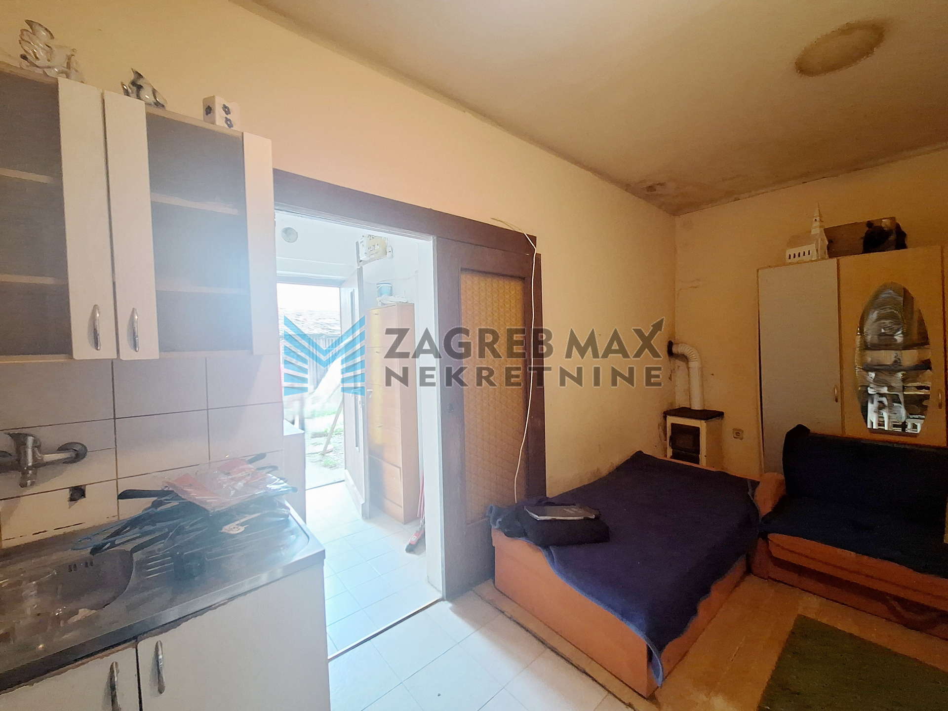 Zagreb - KLAIĆEVA - TOP INVESTICIJA, centar Zagreba, dvorišni objekt 34 m²