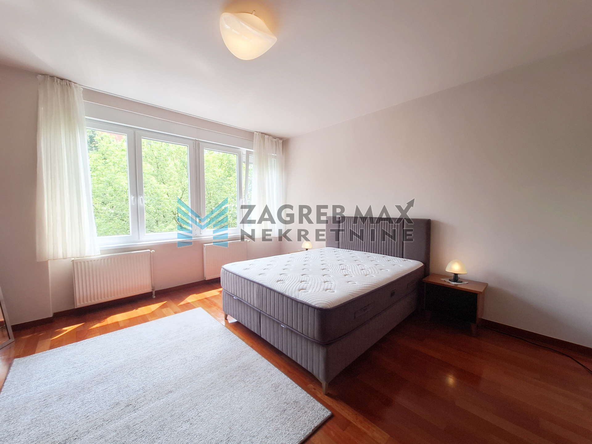 Zagreb - NAJAM - ILICA Luksuzan 3soban stan 91 m2, 2. kat, mirno okruženje, terasa