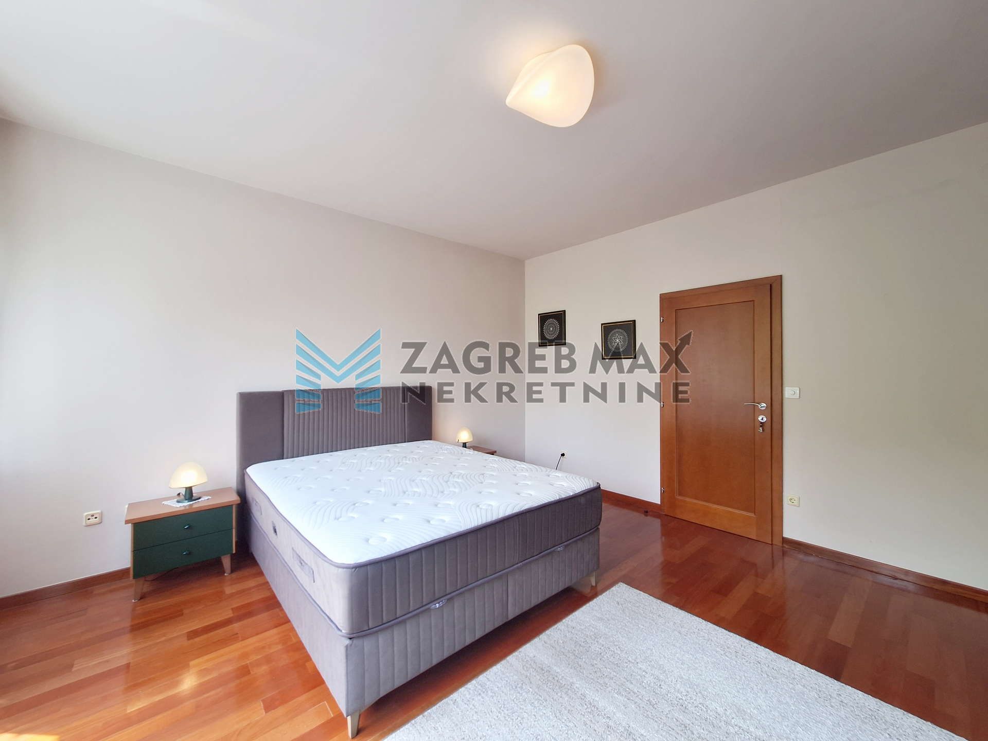 Zagreb - NAJAM - ILICA Luksuzan 3soban stan 91 m2, 2. kat, mirno okruženje, terasa