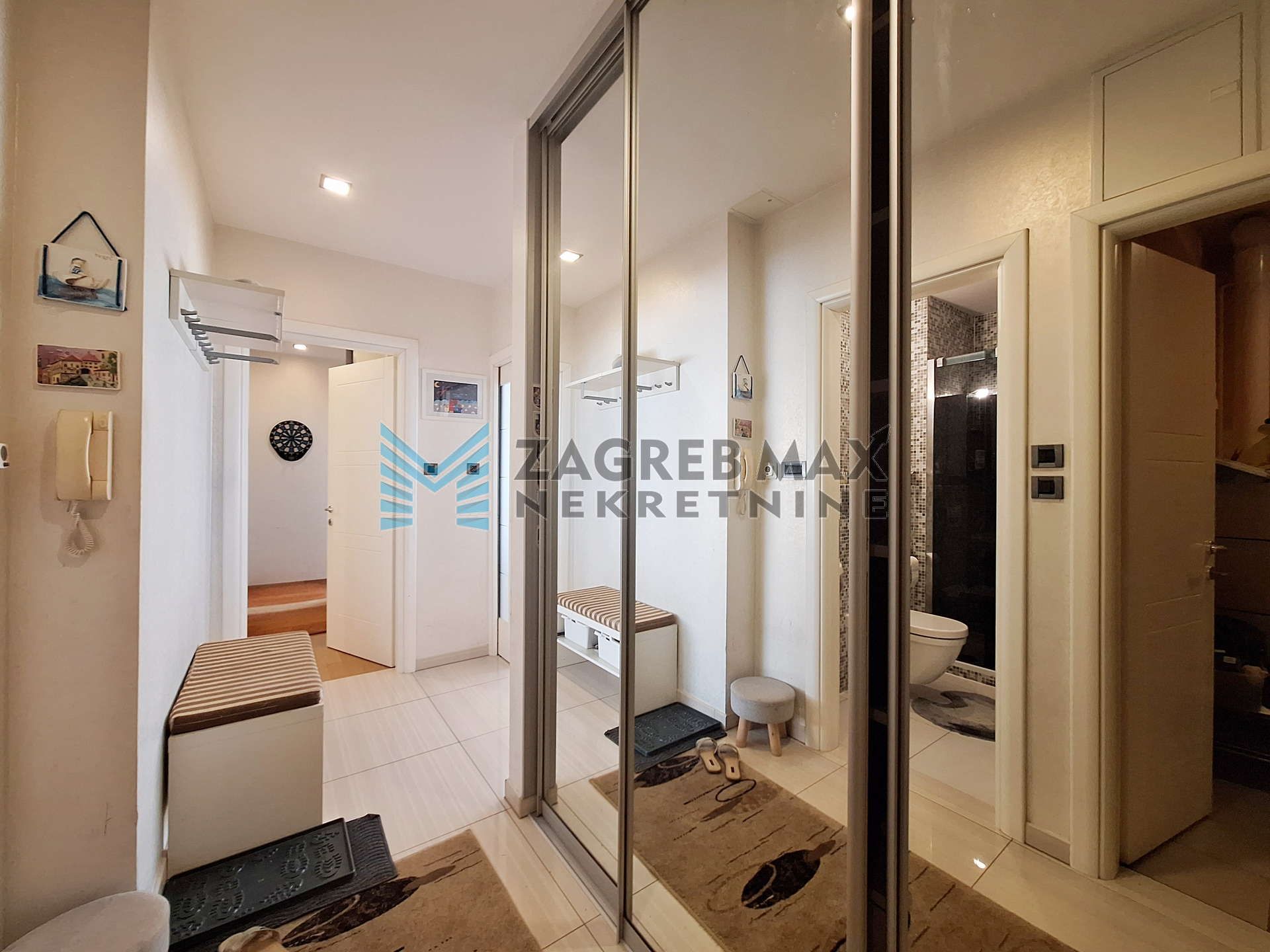 Zagreb - TUŠKANAC - moderan 3-sobni 85 m2, garaža, klima, jacuzzi (iznajmljivanje)
