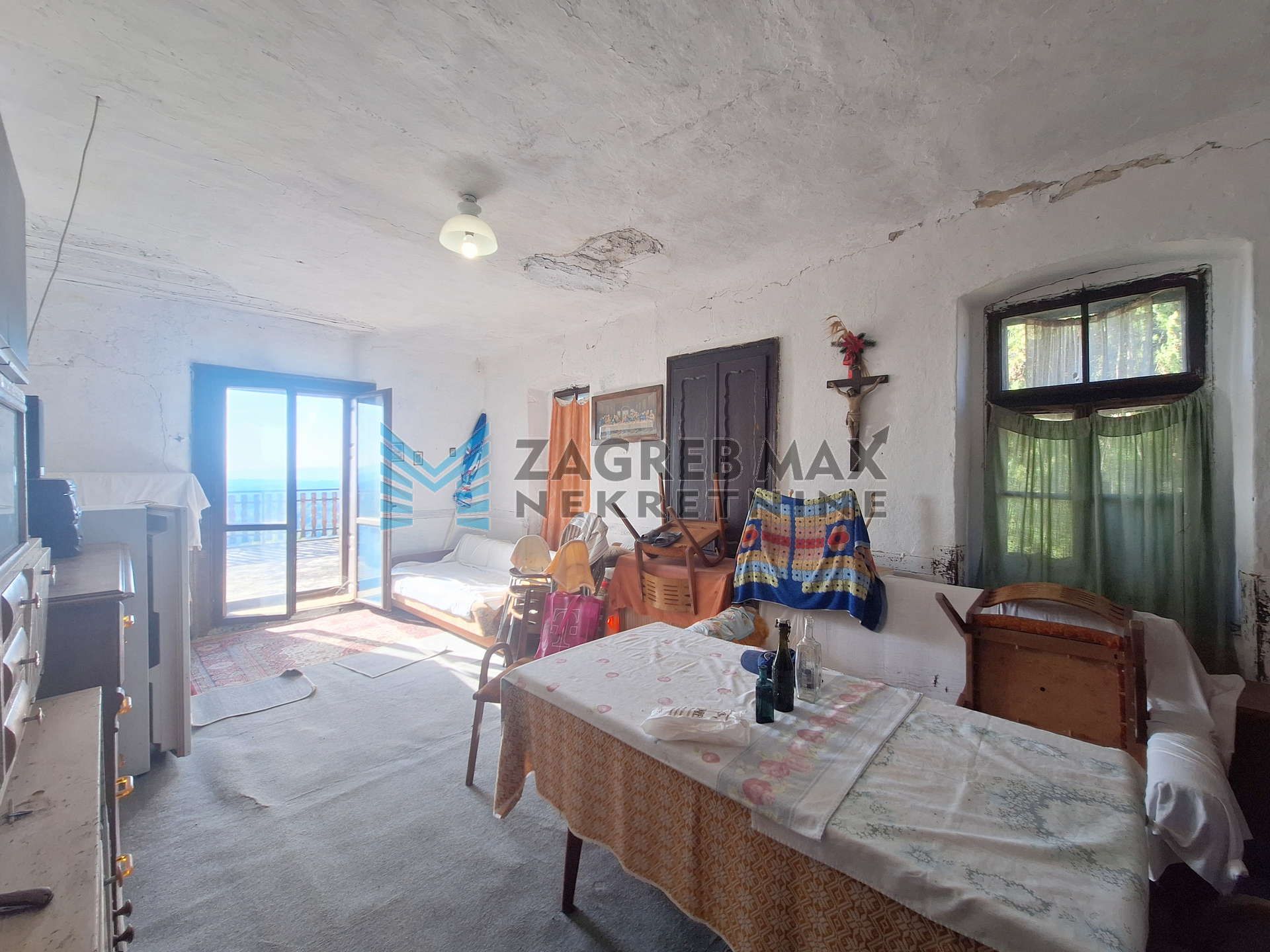 Zagreb - Vinagora – Kamena kuća s panoramskim pogledom i zemljištem 2.000 m²