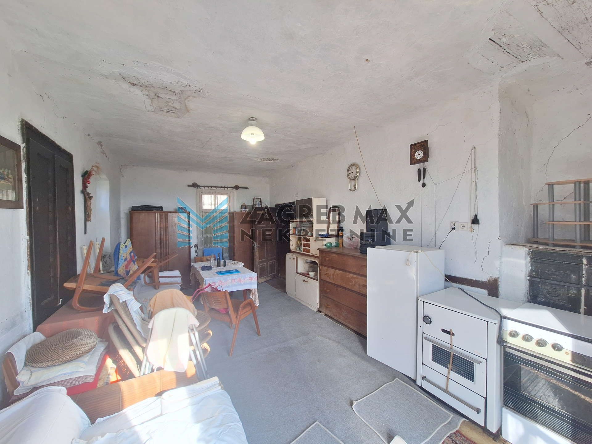 Zagreb - Vinagora – Kamena kuća s panoramskim pogledom i zemljištem 2.000 m²