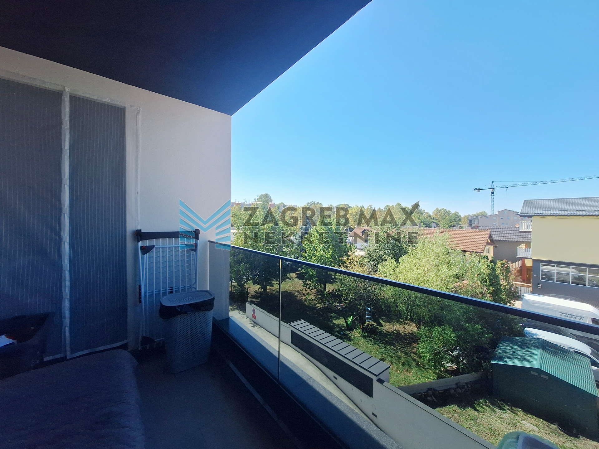 Zagreb - GRANEŠINA - Risnjačka - 3-sobni, 60m2, GPM, loggia, novija zgrada
