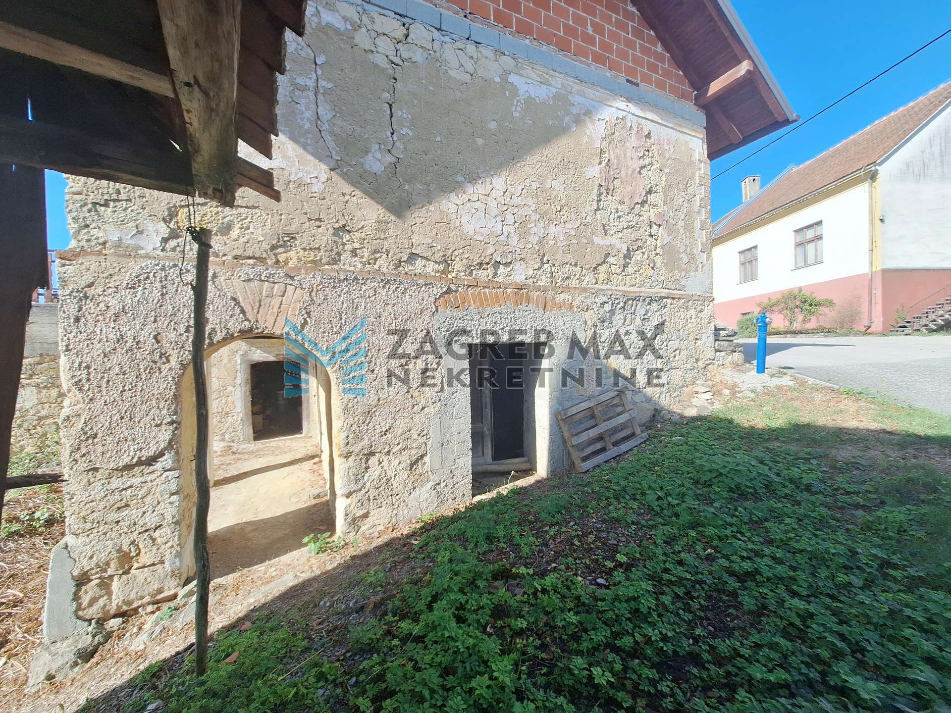 Zagreb - Vinagora – Kamena kuća s panoramskim pogledom i zemljištem 2.000 m²