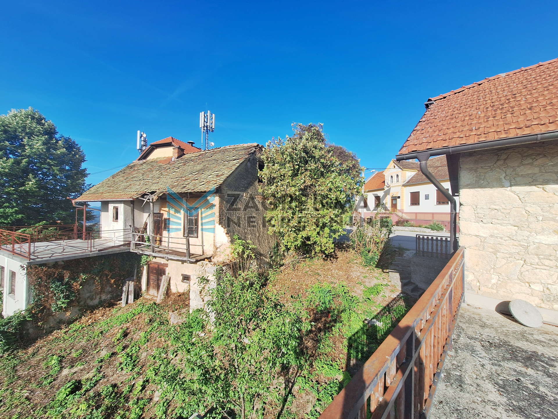 Zagreb - Vinagora – Kamena kuća s panoramskim pogledom i zemljištem 2.000 m²