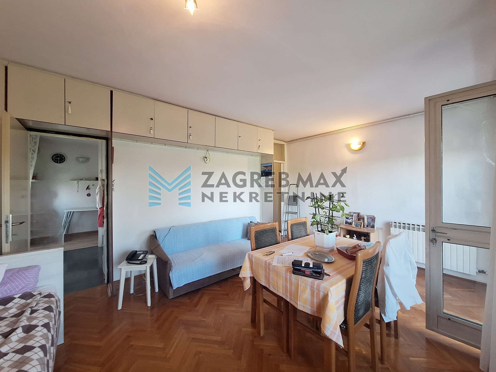 Zagreb - DUBRAVA - M. Gavazzija - 1-sobni, klima, lift, loggia, održavan