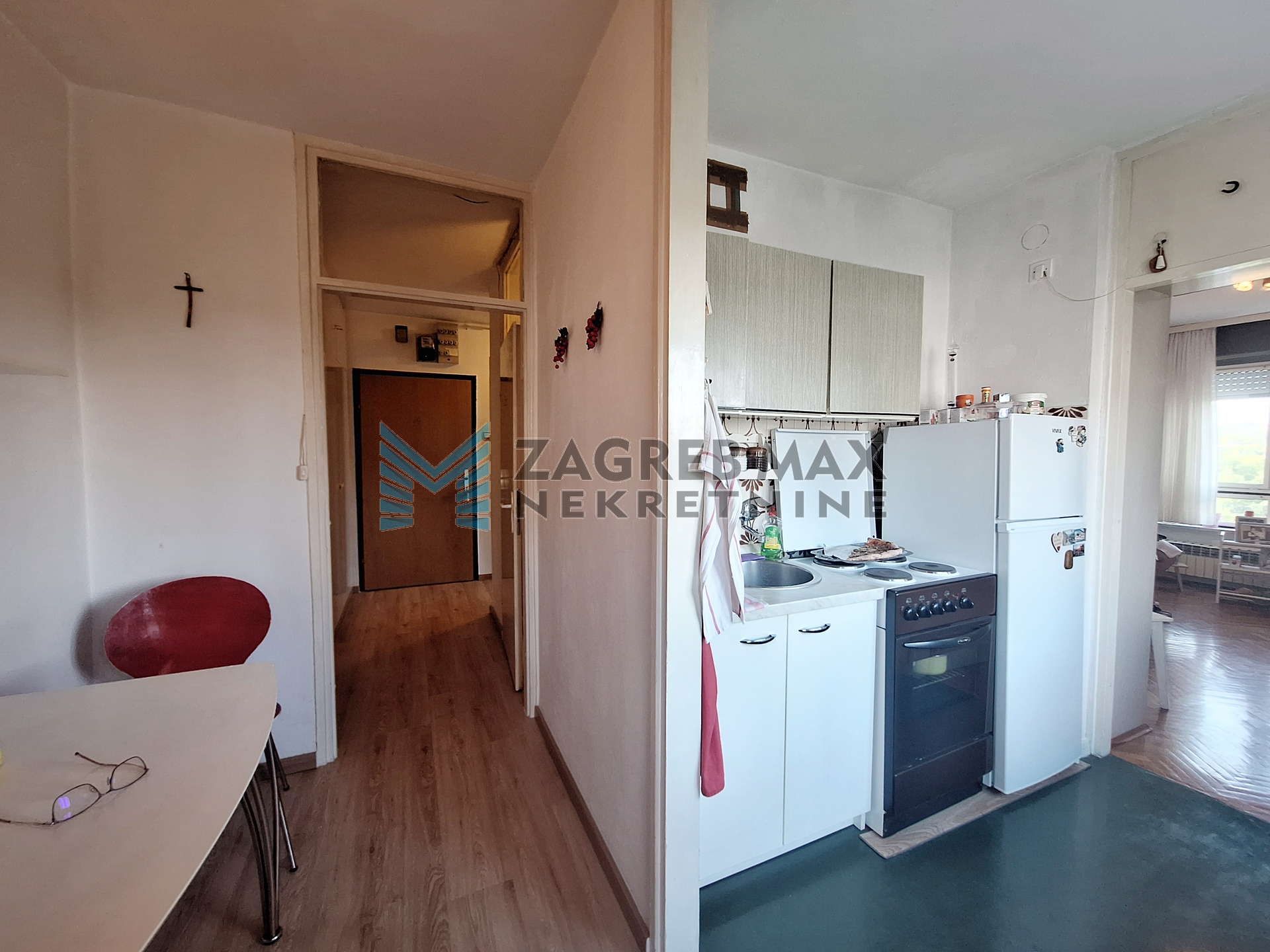 Zagreb - DUBRAVA - M. Gavazzija - 1-sobni, klima, lift, loggia, održavan